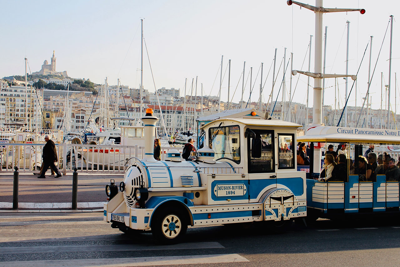 ohmycom-evenement-marseille-vieux-port-petit-train